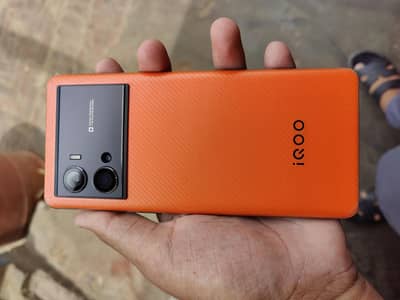 Vivo iQOO 9 Pro
