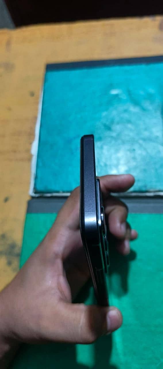 Realme C75 5