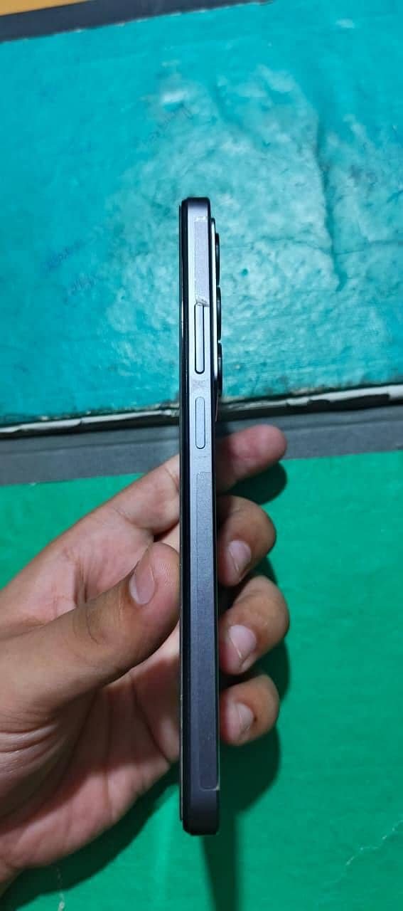Realme C75 6