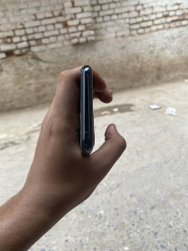 Iphone 11 pro 2