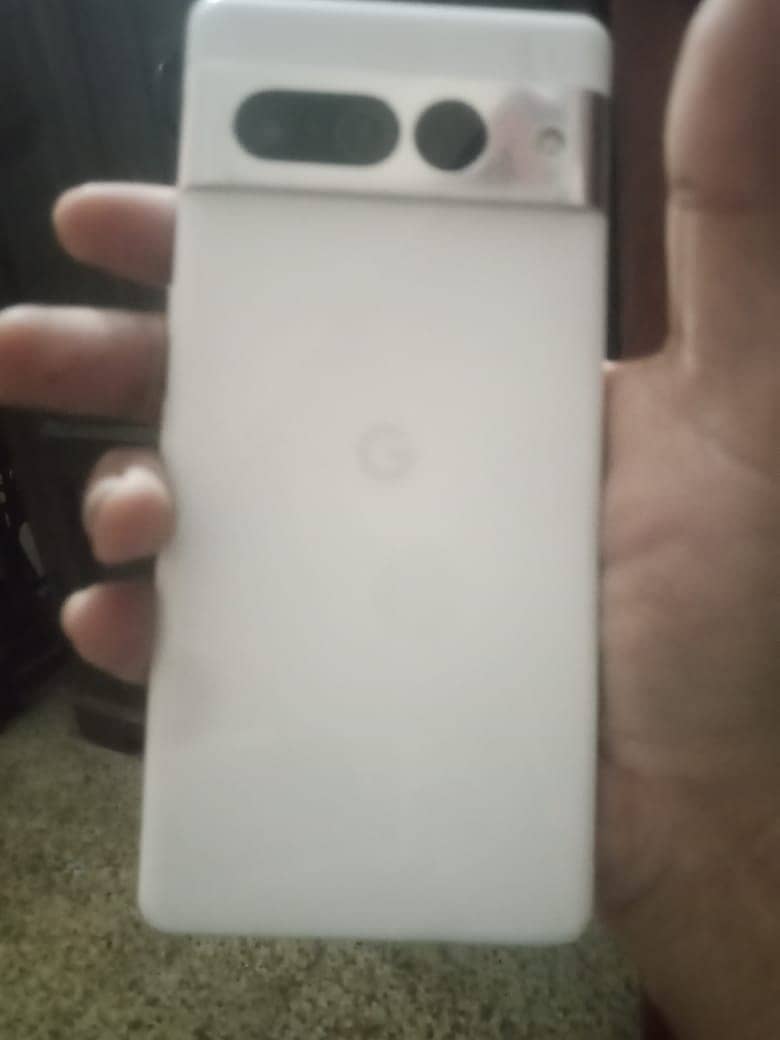 Google Pixel 7 Pro 4