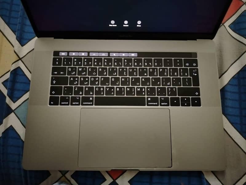 Mac Book Pro 2017 3