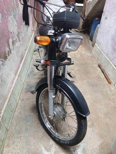 unique model hai 2005 ka