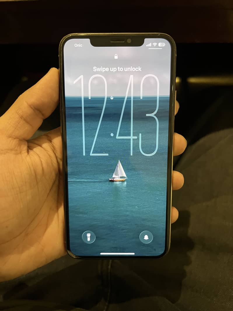 iPhone 11 pro max 5