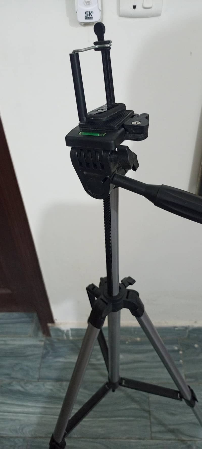 tripod stand 1