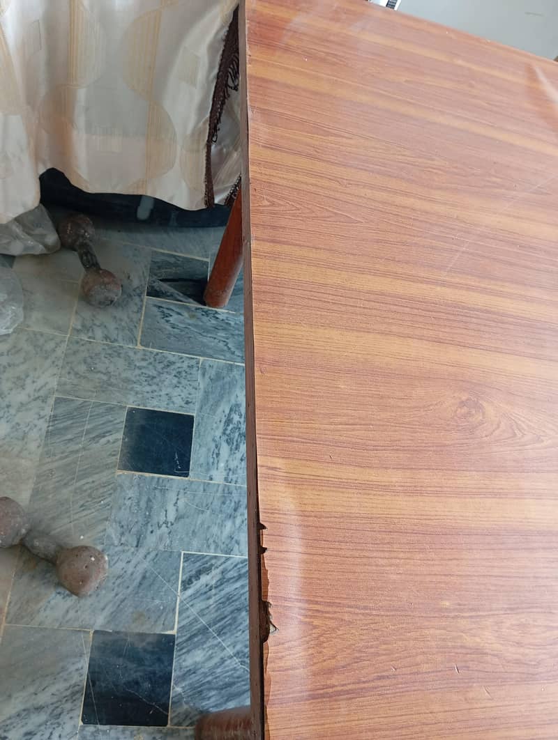 8 seater Dining Table 2