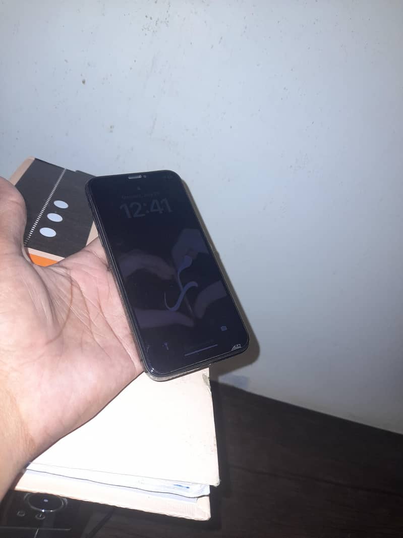 Apple iPhone X 1