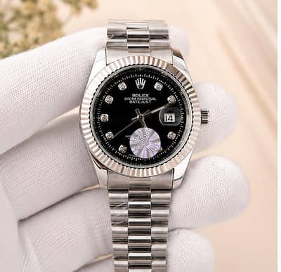 Luxury Silver Date Style Watch