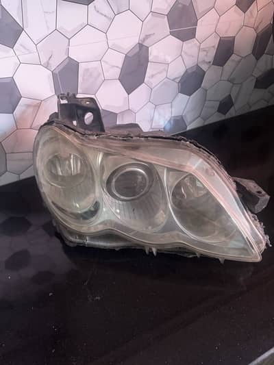 mark x front headlight right side
