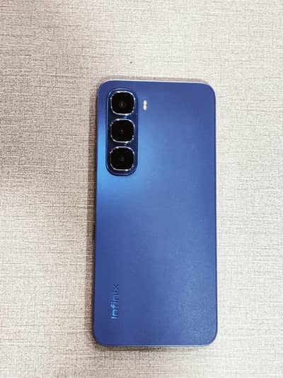 Infinix hot60i