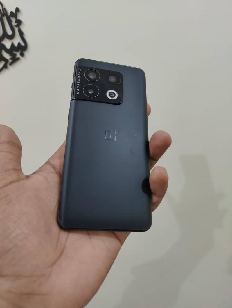 One Plus 10 Pro 7