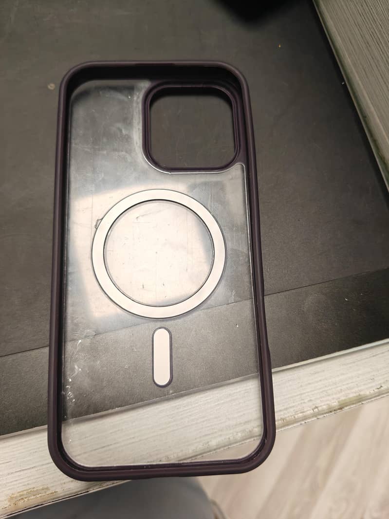 Iphone pro 16 case 4