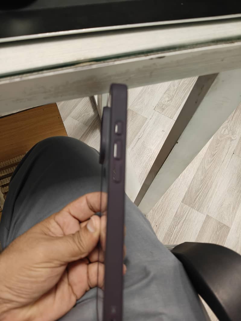 Iphone pro 16 case 5