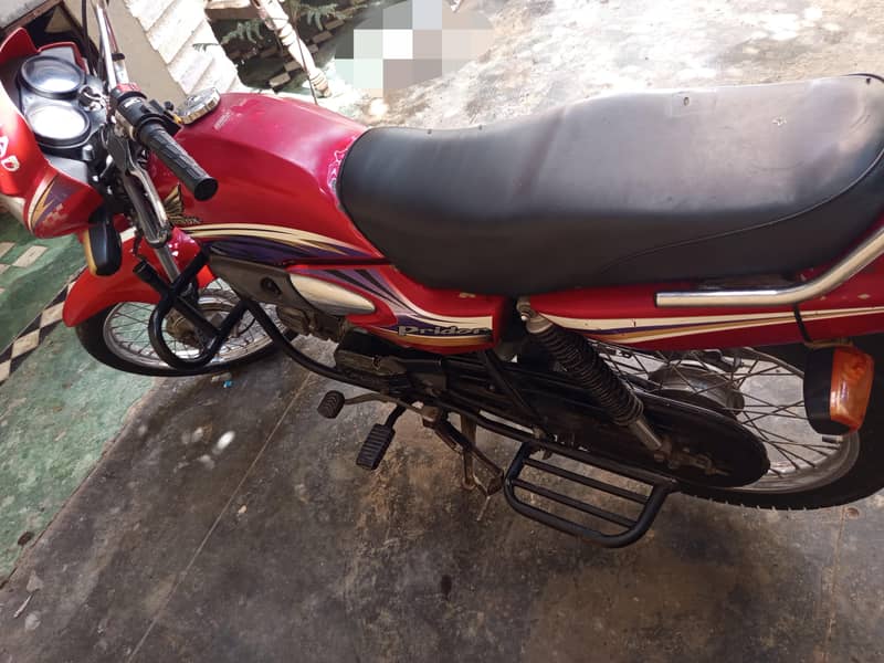 Honda prioder 0