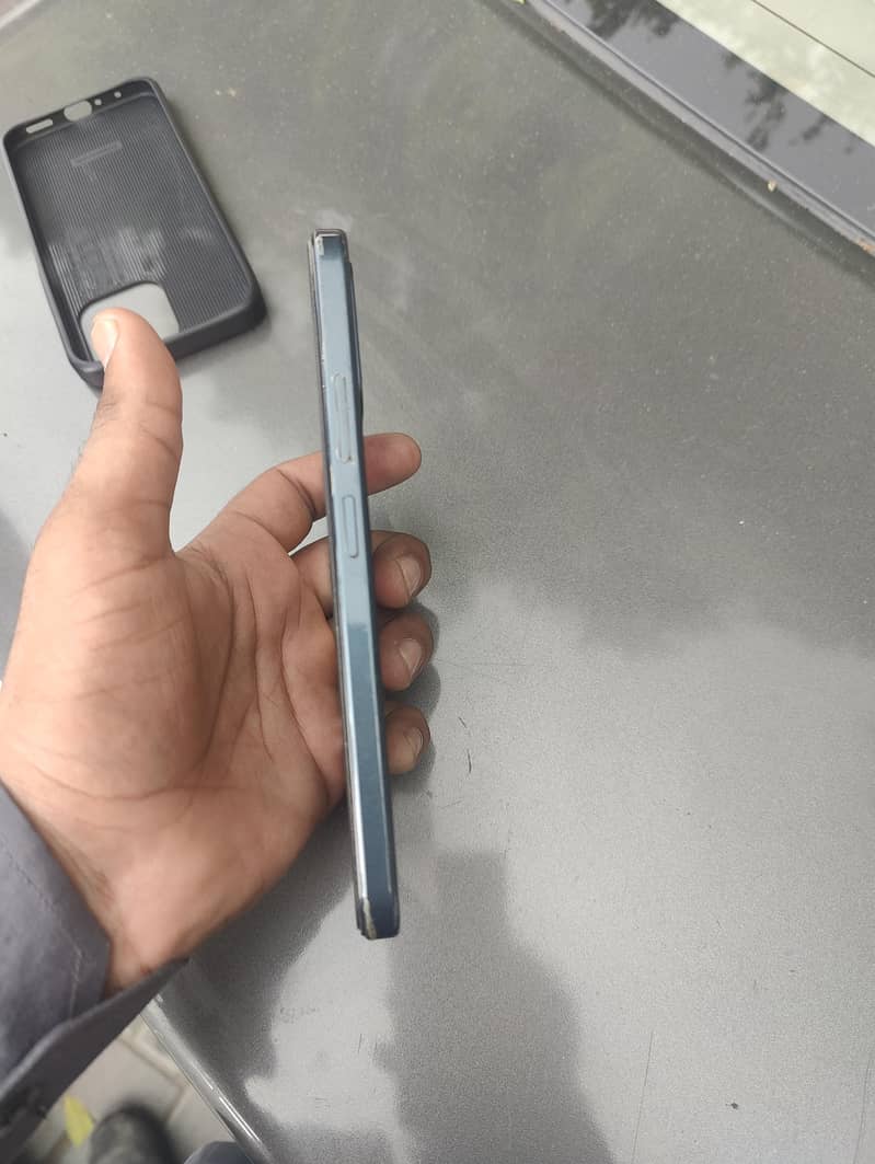 OPPO A6 1