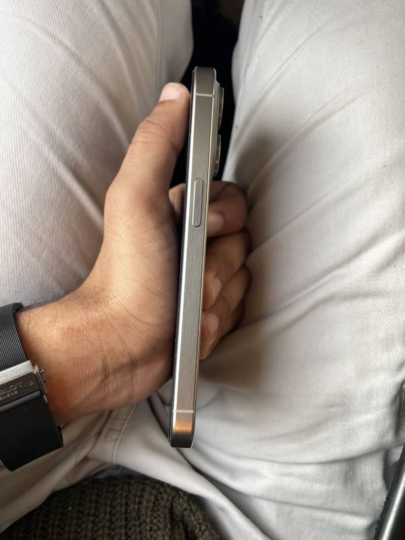Iphone 15 Pro 5