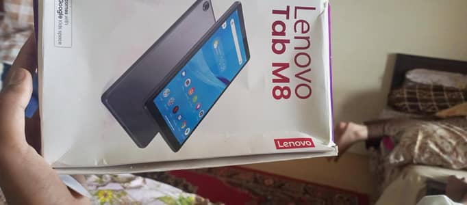 Lenovo Tab M8