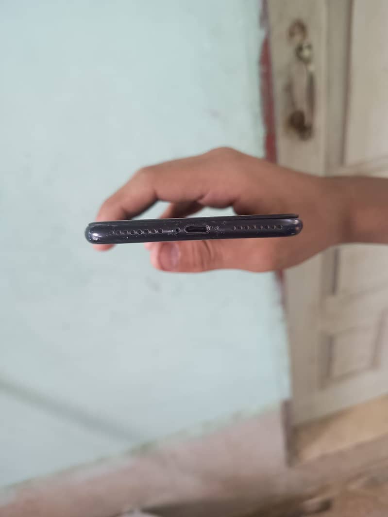 Apple iPhone 7 Plus 3
