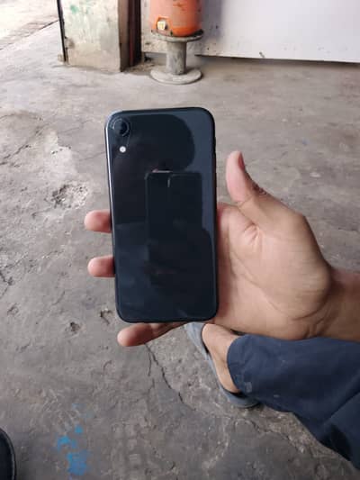 Apple iPhone XR