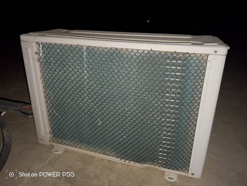 Orient Split AC 3