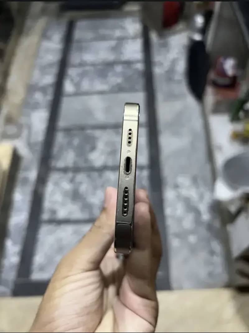 Iphone 14 pro max 1