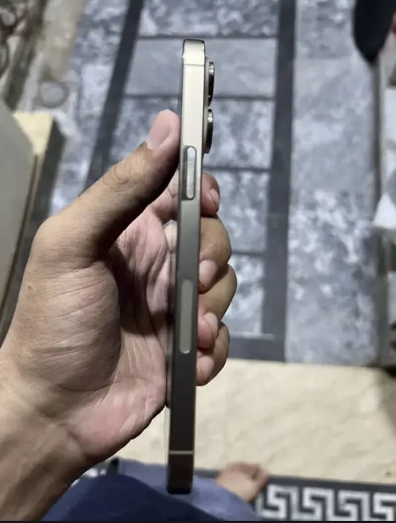 Iphone 14 pro max 3