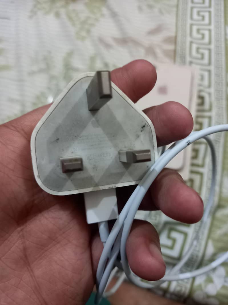 Apple iPhone 8 Plus 2