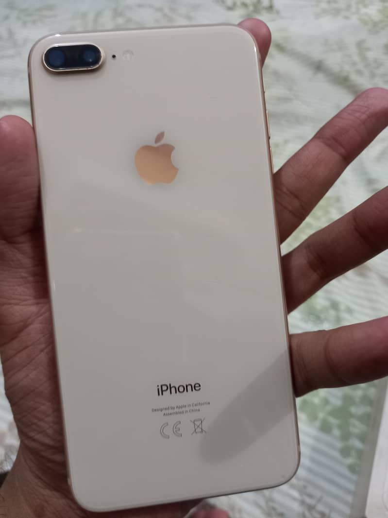 Apple iPhone 8 Plus 7