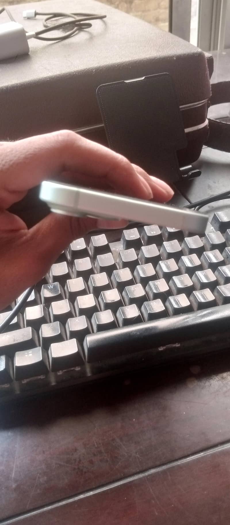 Apple iPhone 15 4