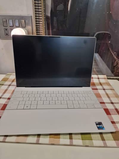 Dell XPS 13 Plus / i7 13th Gen / 32GB / 1TB SSD / WD19TB