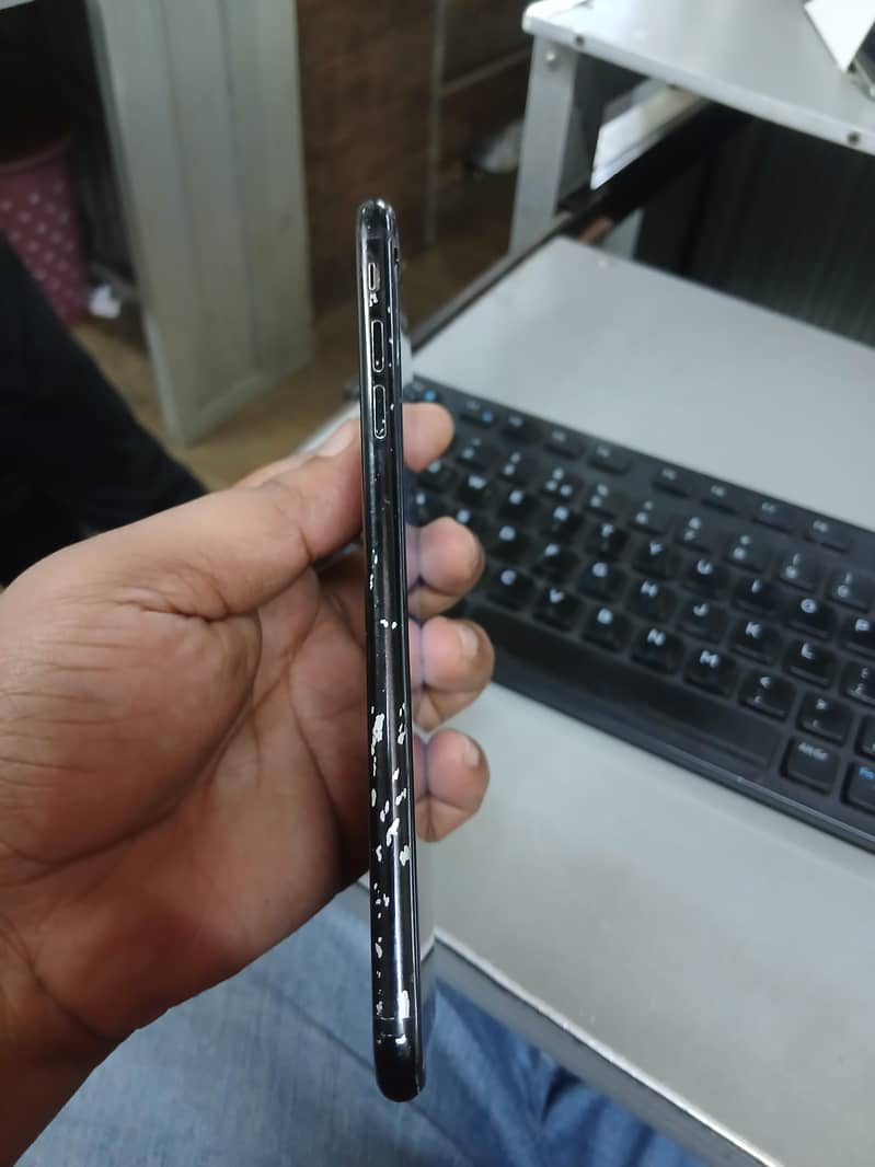 Apple iPhone 7 Plus 3