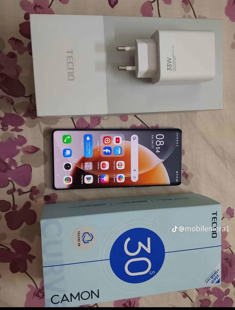 Tecno CAMON 30S 3