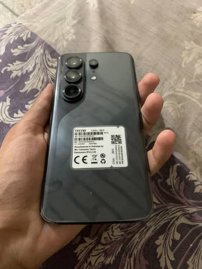 Tecno CAMON 40 Pro