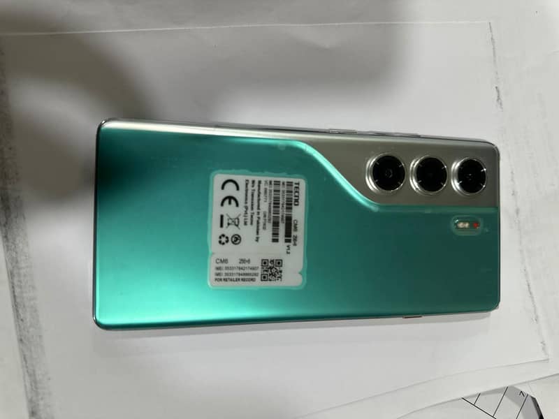 Tecno CAMON 40 Pro 1