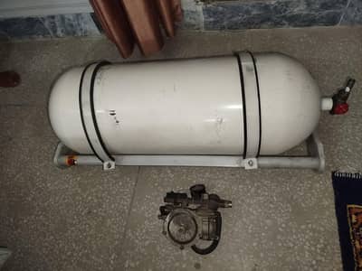 CNG cylinder with Kit (Genuine company fitted)