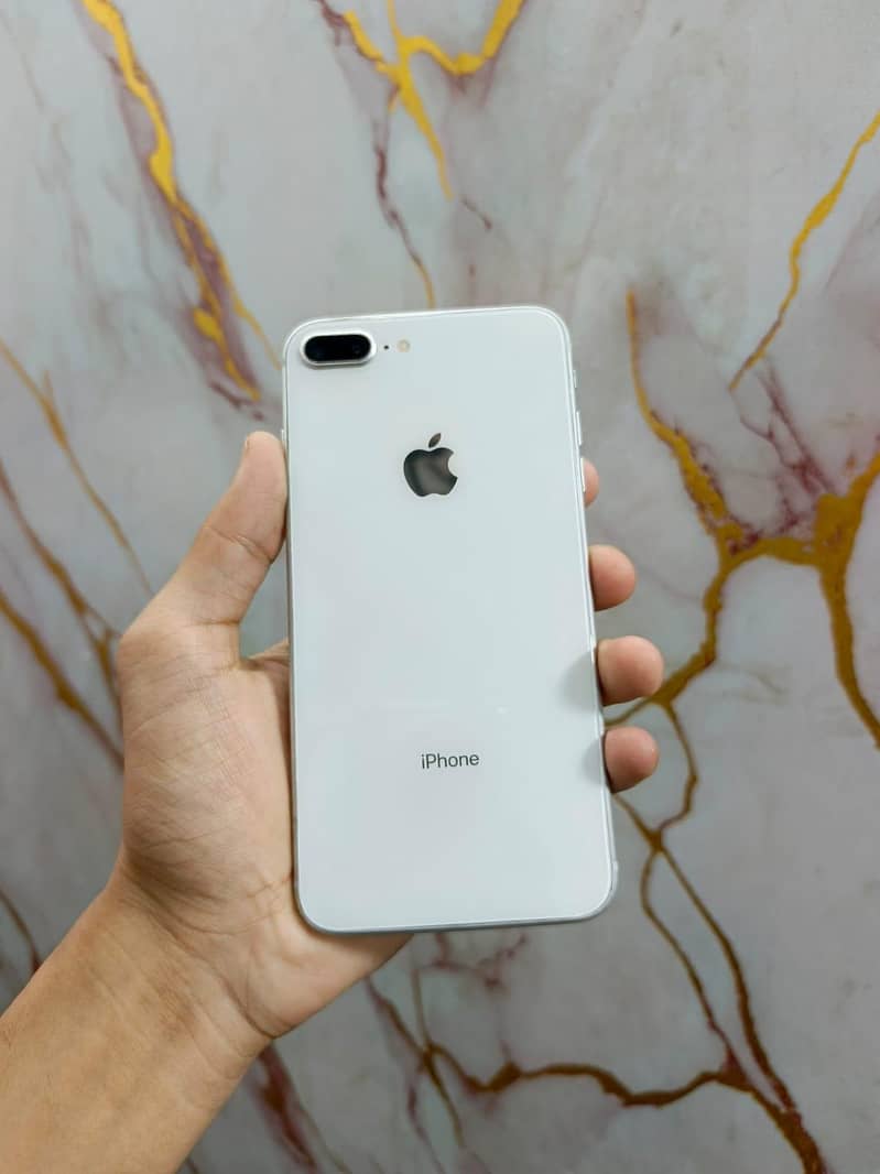 Apple iPhone 8 Plus 7