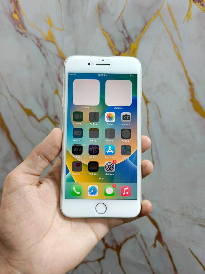 Apple iPhone 8 Plus 9