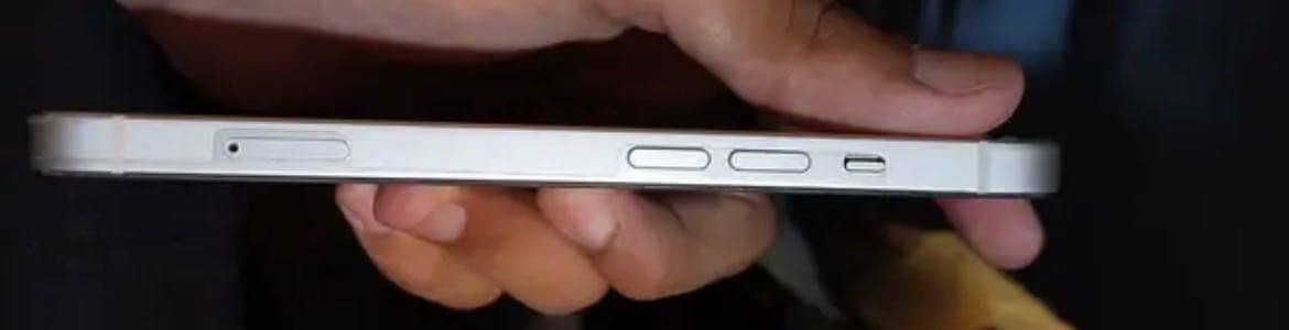 Apple iPhone 13 1