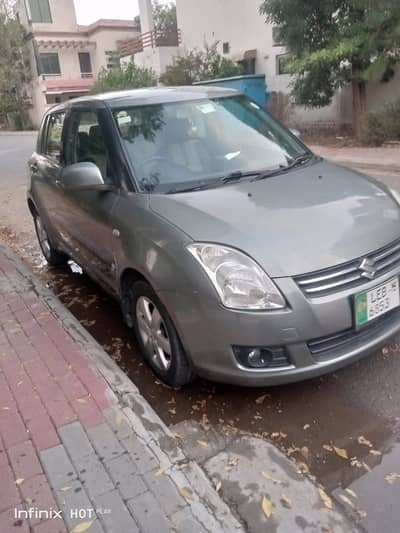 Suzuki Swift DLX 1.3 2013