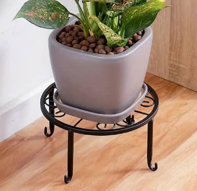 modern iron plant stand  black and golden colour home decorating
