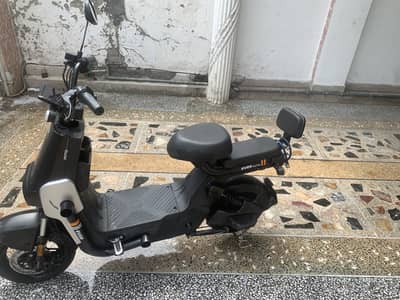 Evee mito bike for sale in i8 in good condition
