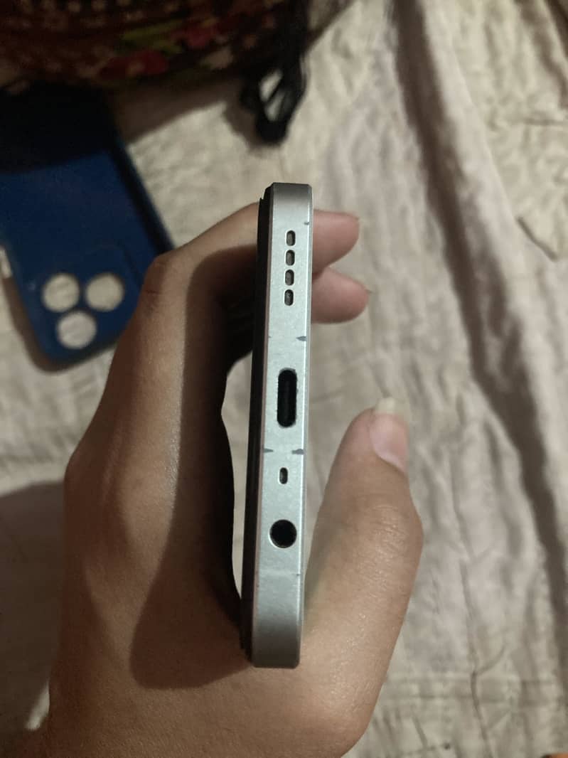Realme Note 60 1