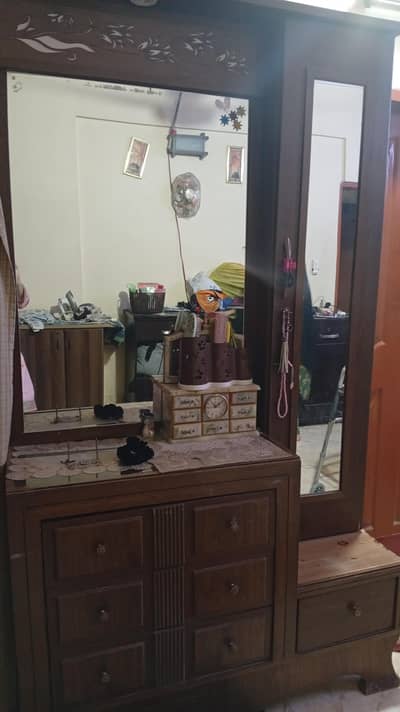 divider,side tables and dressing table.