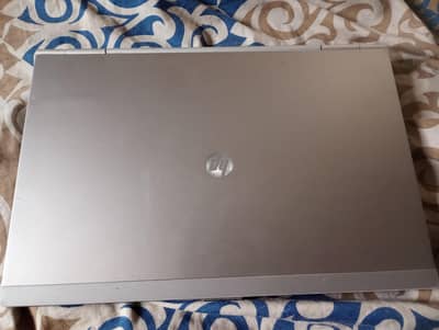 Hp elite book  core i5 3rd generation 4 gb ram 250 hard disk