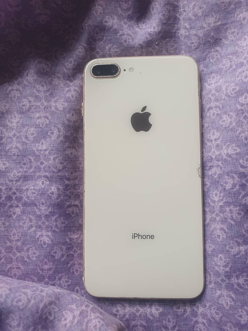 Apple iPhone 8 Plus 0