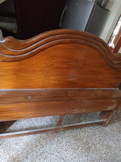 double master bed sale note centre ply damaged ha
