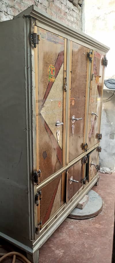 3 door full size almari