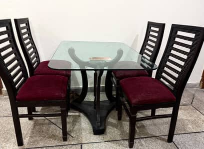 Dinning Table