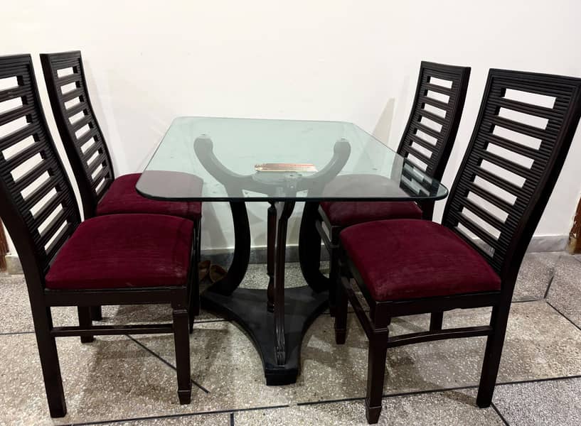 Dinning Table 0