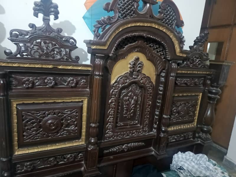 KING SIZE BED 1